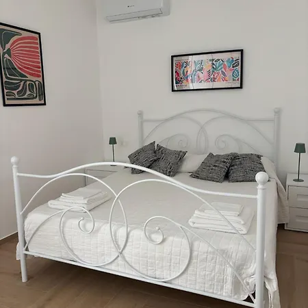 Dimora Del Viale Apartment Bari